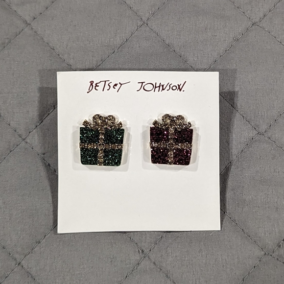 Betsey Johnson Jewelry - New BETSEY JOHNSON Sparkle Gift Box Earrings